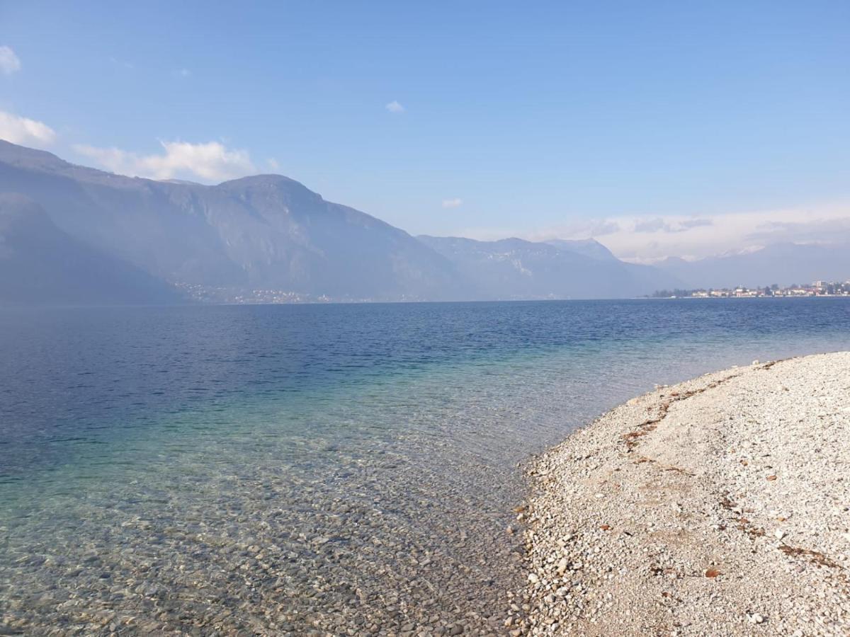 ليرنا B&B Le Fate Del Lago المظهر الخارجي الصورة